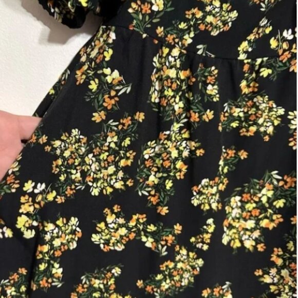 CITY CHIC SORRENTO KNOT FRONT FLORAL PUFF SLEEVE MINI DRESS sz M/18 - Picture 3 of 4